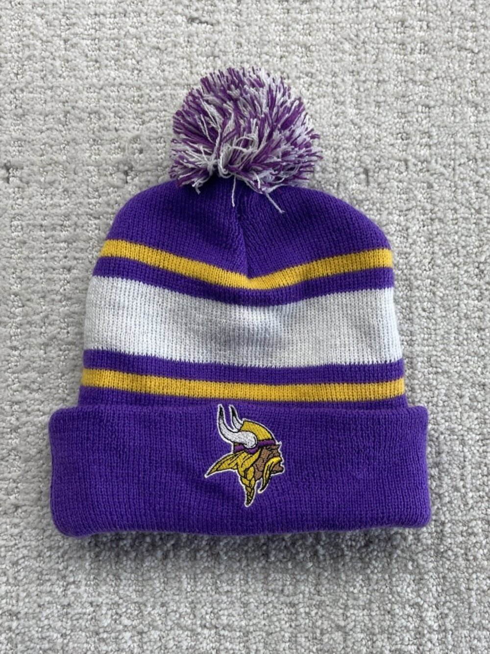 NFL Minnesota Vikings x Budweiser Pom Pom Toque Hat Beer Football Purple Stripe